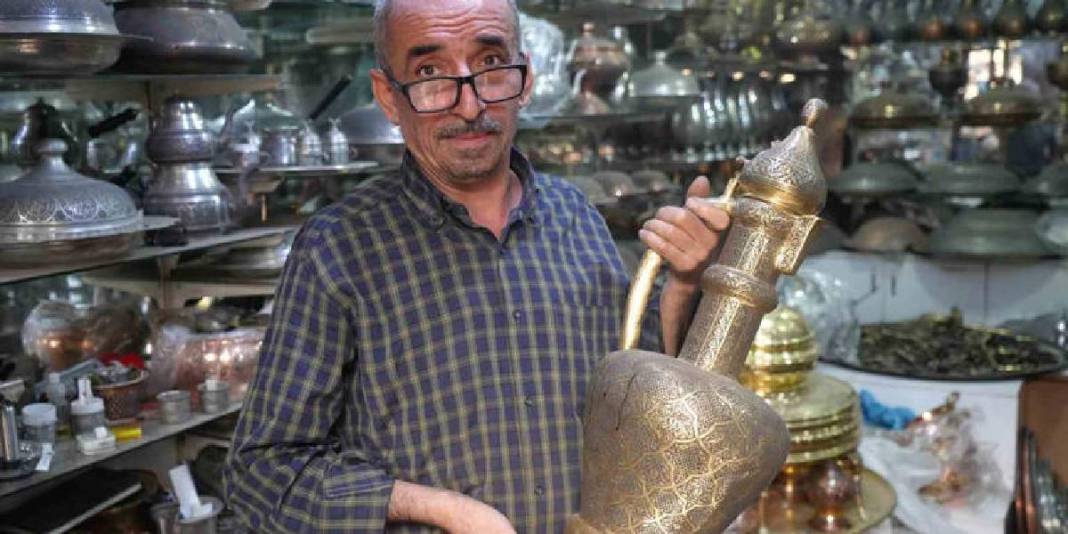 45 yıldır ustalıkla bu işi yapıyor! Onun elinden çıkıyor, tanesi 100.000 TL’ye satılıyor: Teknoloji bu işe uğramıyor 4